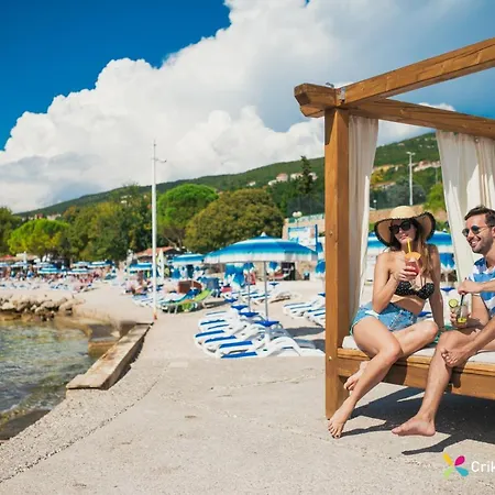 アパート Lonzor I *