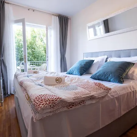 Apartment Lonzor I Selce