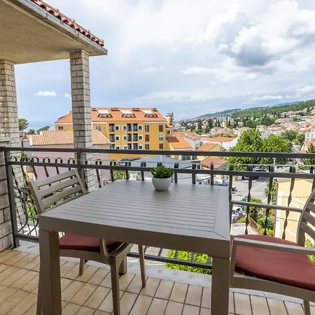 Lonzor I Apartman