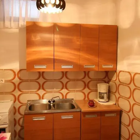 Apartman Lonzor I