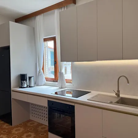 Apartman Lonzor I *